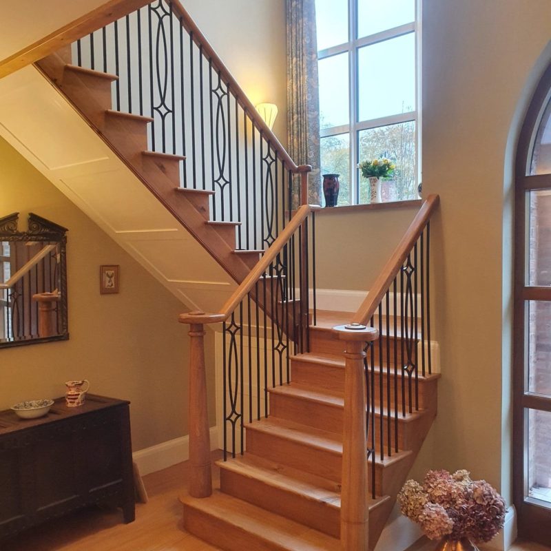 Bespoke Oak Staircase-min
