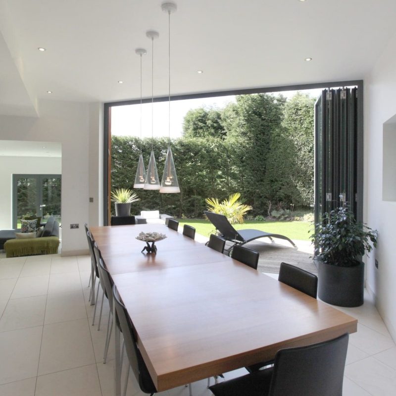 Contemporary Dining Area-min