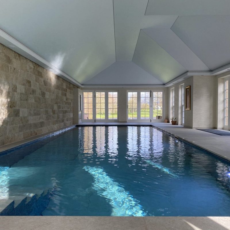 Moving Floor Swimming Pool-min